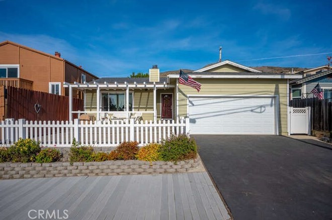 537 S Ocean Ave, Cayucos, CA 93430