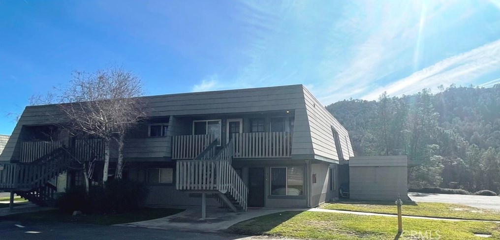 3332 Harbor Cir #b, Lake Nacimiento, CA 93446
