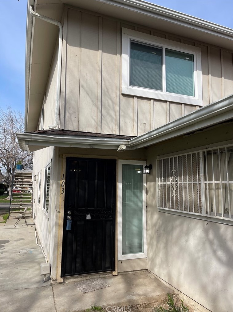 2602 W Fairmont Ave #103, Fresno, CA 93705