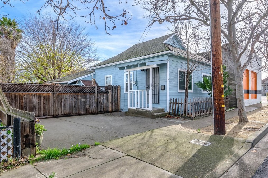307 L St, Antioch, CA 94509-1139