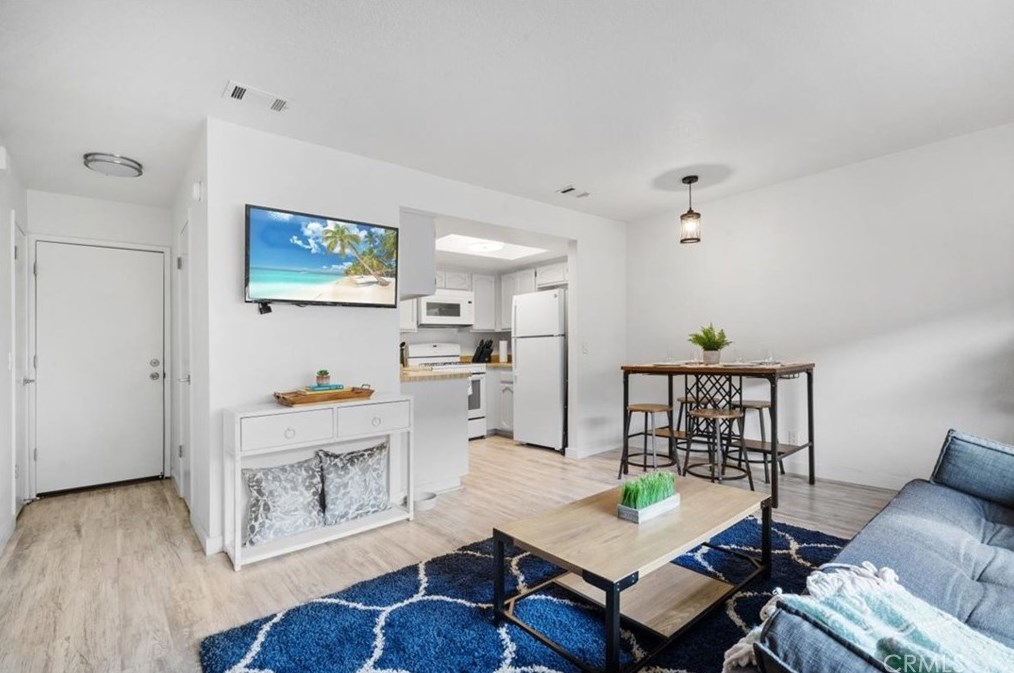 2464 La Costa Ct, Oceano, CA 93445-8954