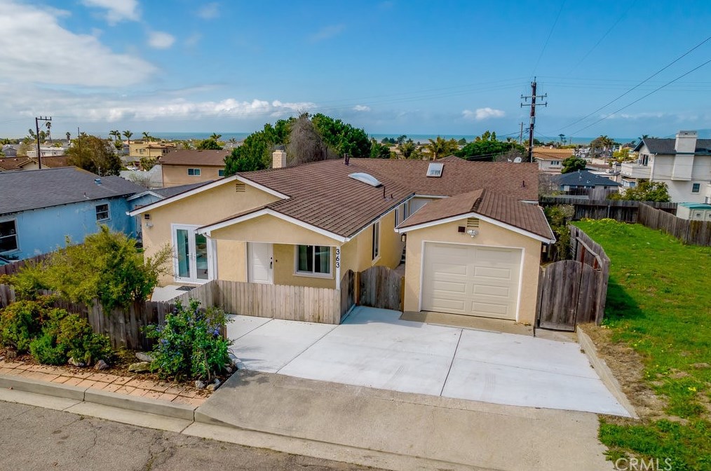 363 N 5th St, Pismo Beach, CA 93433