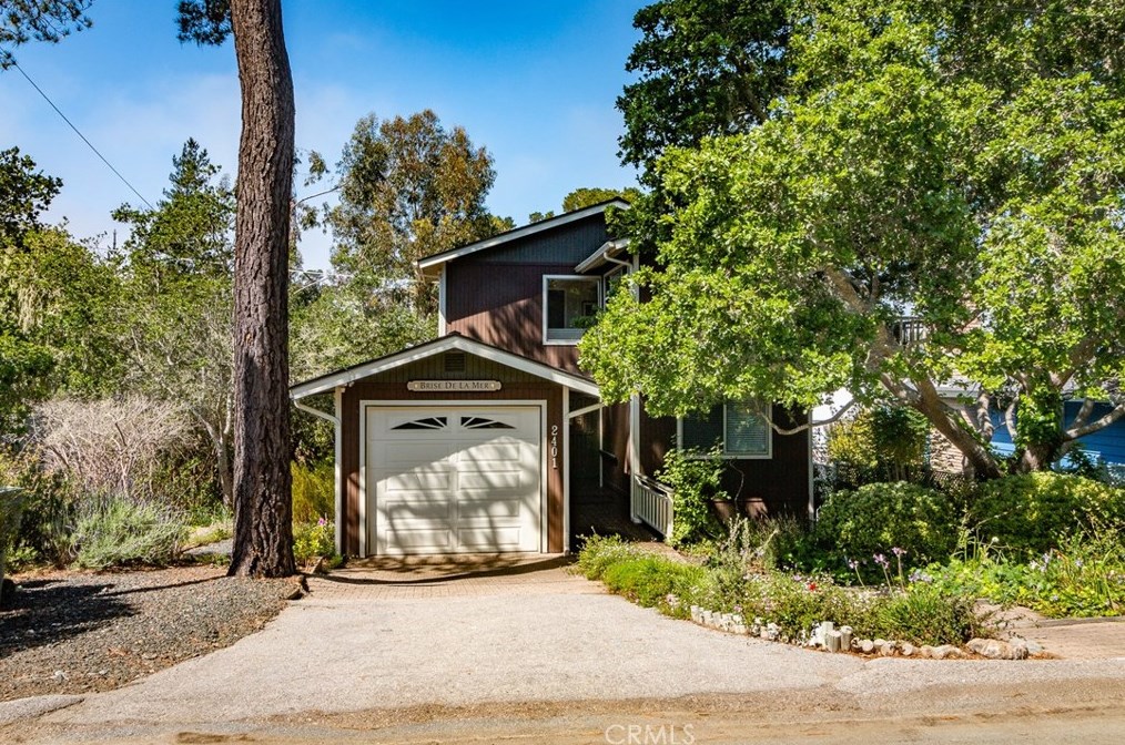 2401 Wilcombe Dr, Cambria, CA 93428