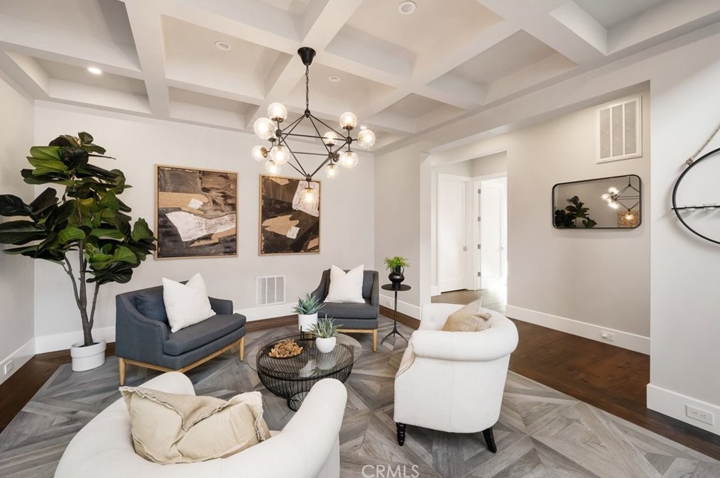 2207 San Luis Dr, San Luis Obispo, CA 93401