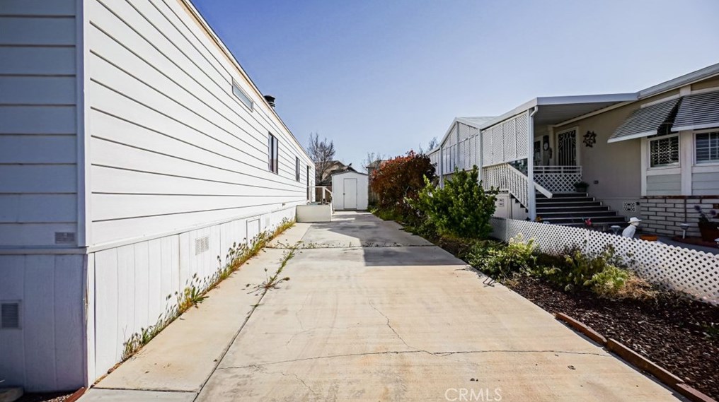 13393 Mariposa Rd #242, Victorville, CA 92395