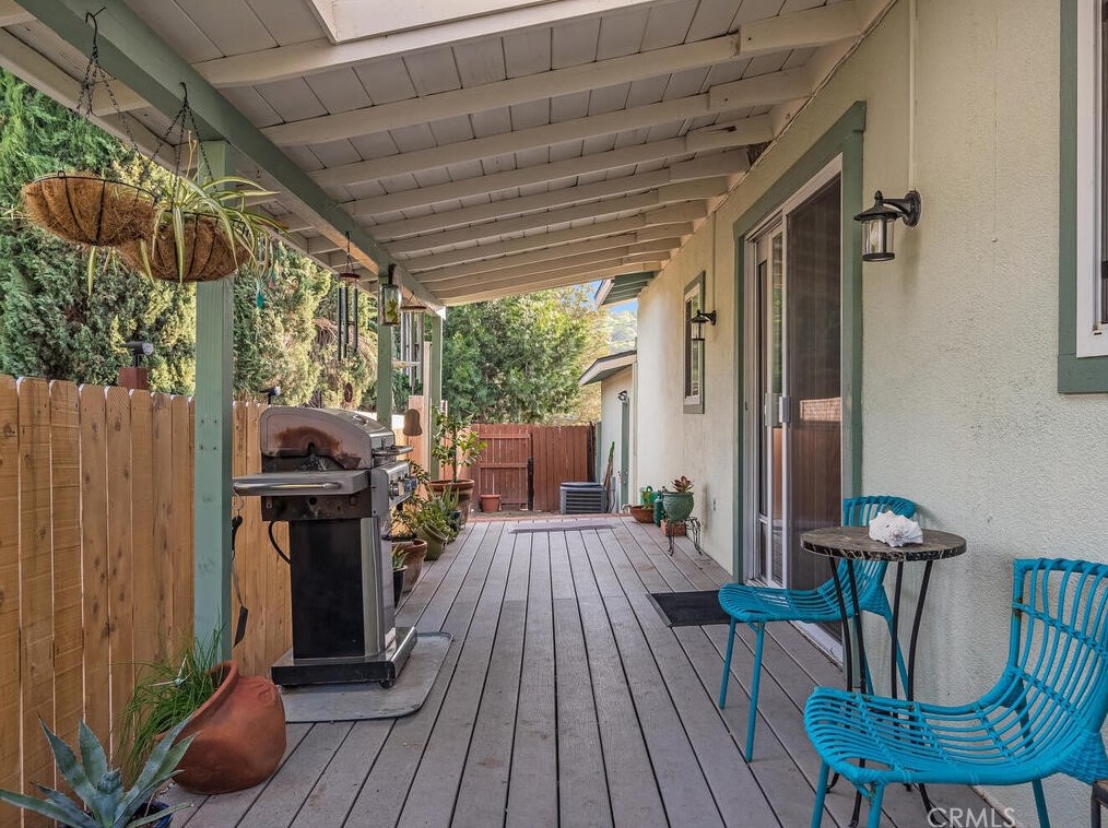 9307 Santa Lucia Rd, Atascadero CA  93422-2351 exterior