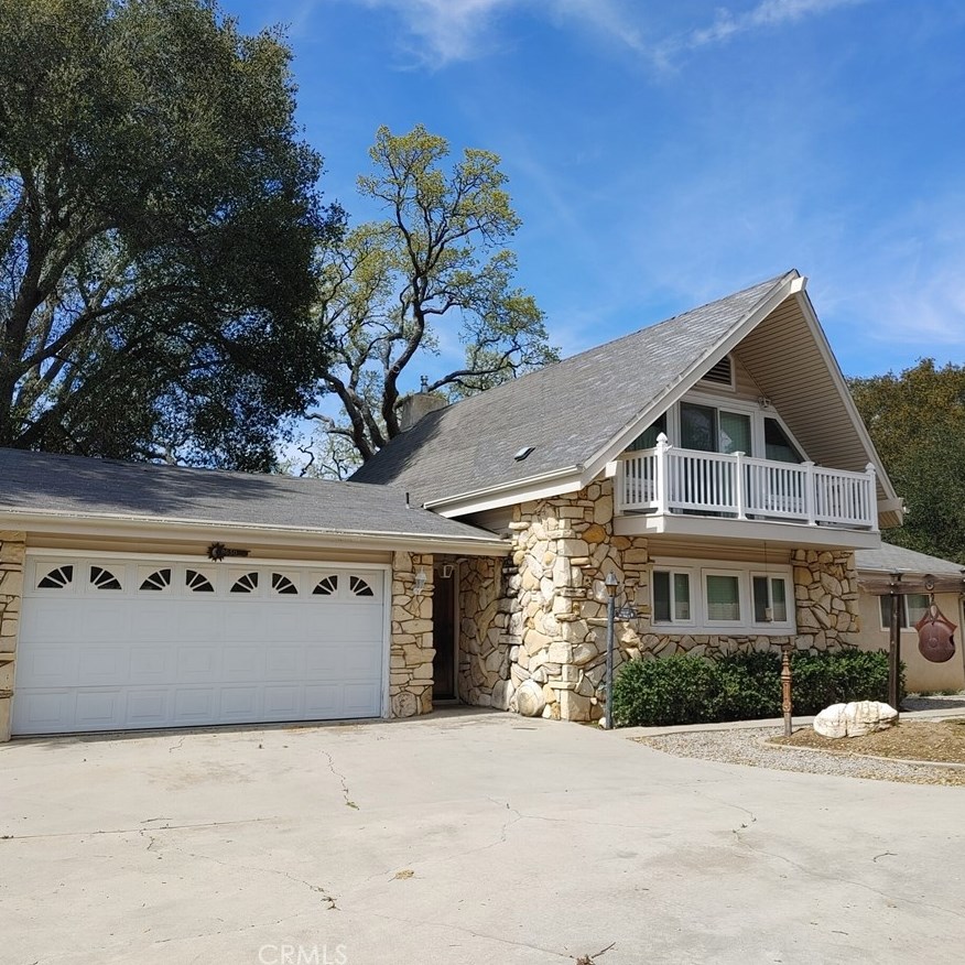 9650 Santa Lucia Rd, Atascadero, CA 93422-2353