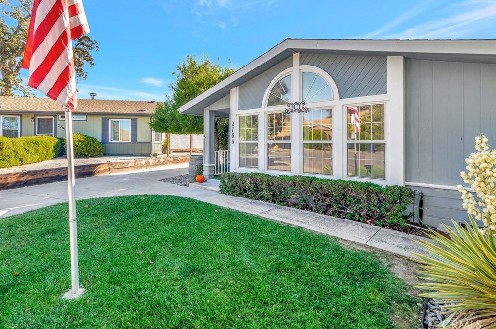 2765 Tennessee Walker Way, Lake Nacimiento, CA 93446