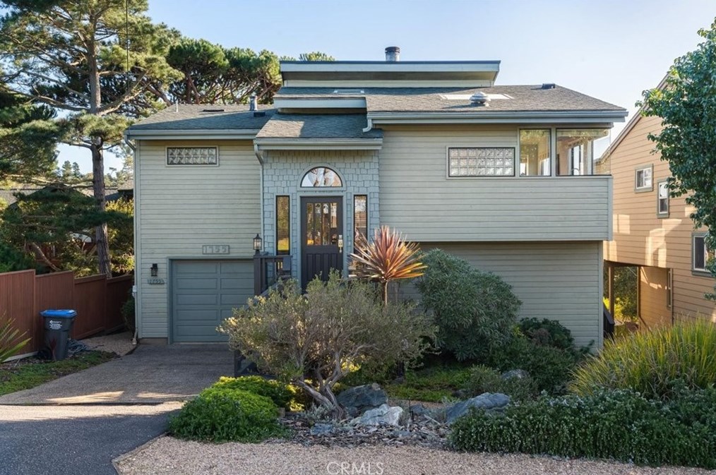 1755 Wales Rd, Cambria, CA 93428-5536