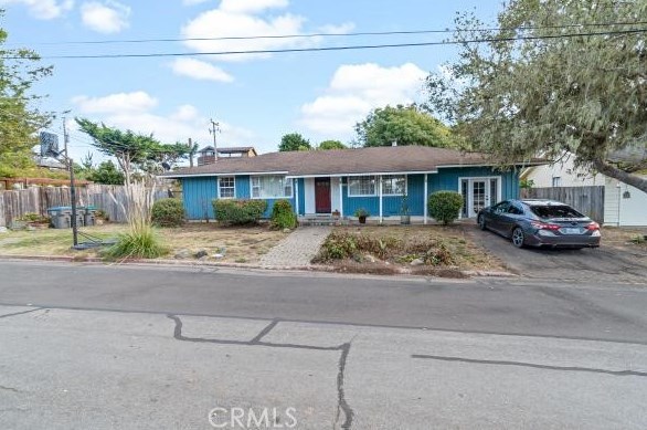 2080 Skye St, Cambria, CA 93428-3802