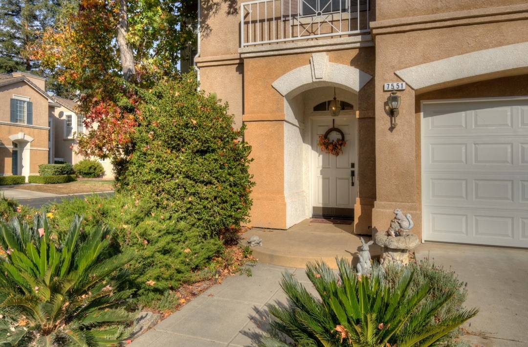 7551 N Trellis Cir, Fresno, CA 93720