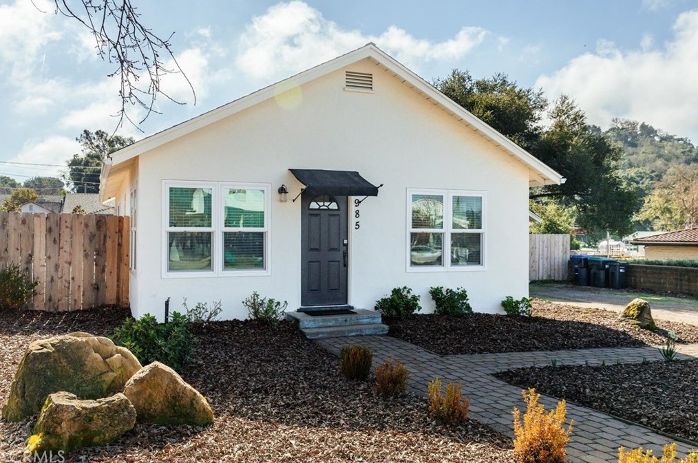 5985 San Jacinto Ave, Atascadero, CA 93422