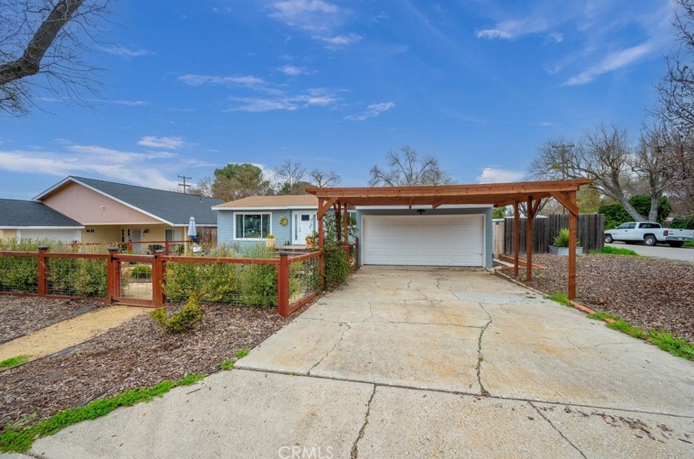 639 Bolen Dr, Lake Nacimiento CA  93446-2756 exterior
