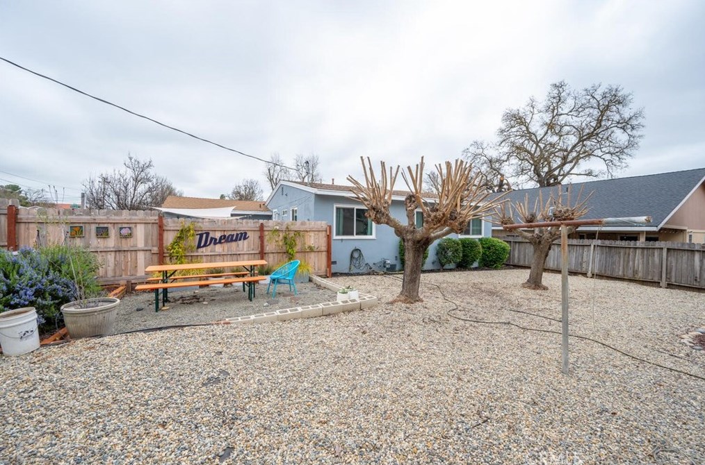 639 Bolen Dr, Lake Nacimiento CA  93446-2756 exterior