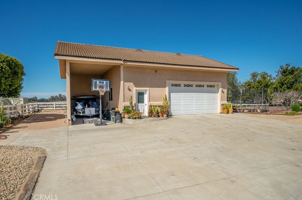 1144 Osage St, Nipomo CA  93444-9237 exterior