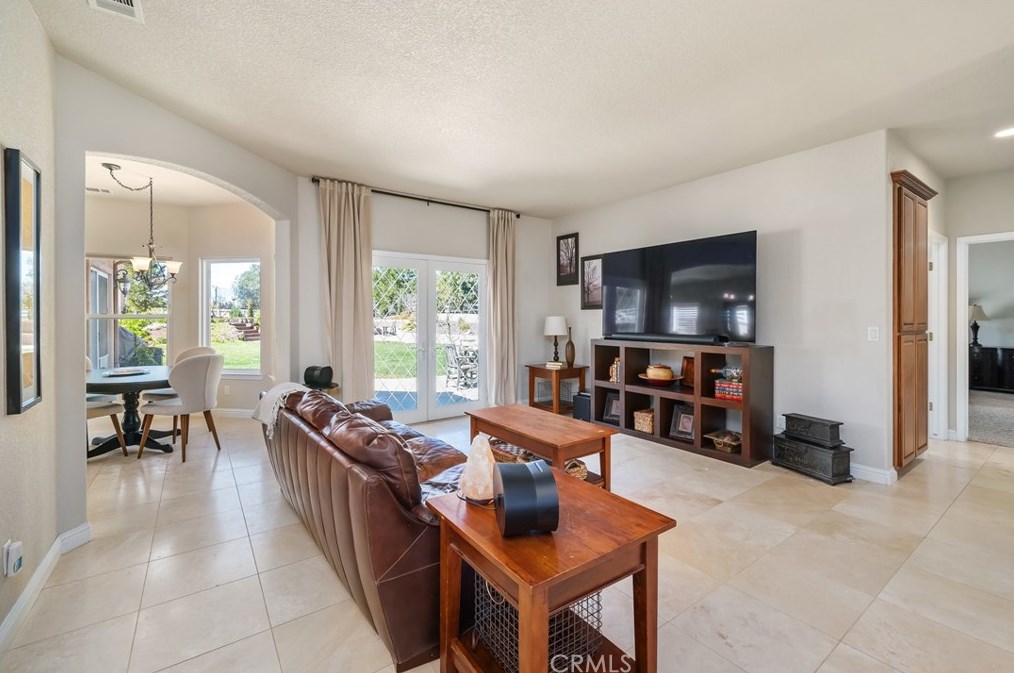 1144 Osage St, Nipomo CA  93444-9237 exterior