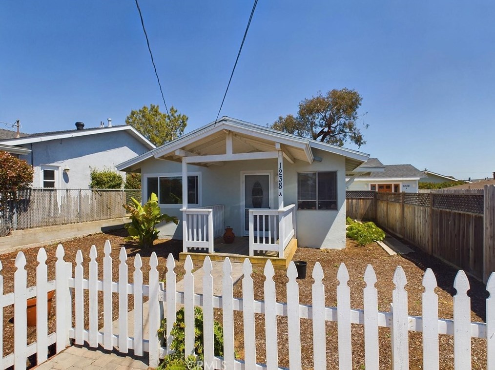 1238 5th St, San Luis Obispo, CA 93402-1254