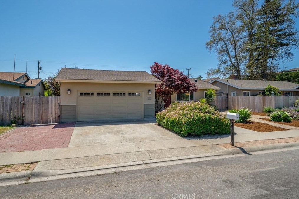 121 Rosewood Ln, Pismo Beach, CA 93420-2913