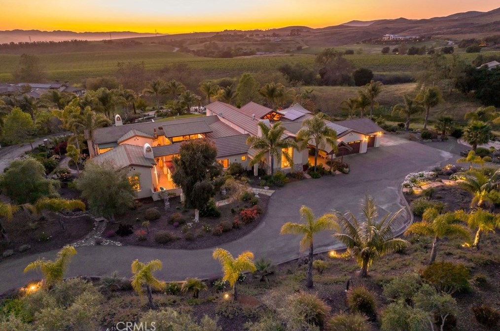 6965 Vina Loma, San Luis Obispo, CA 93401-8357
