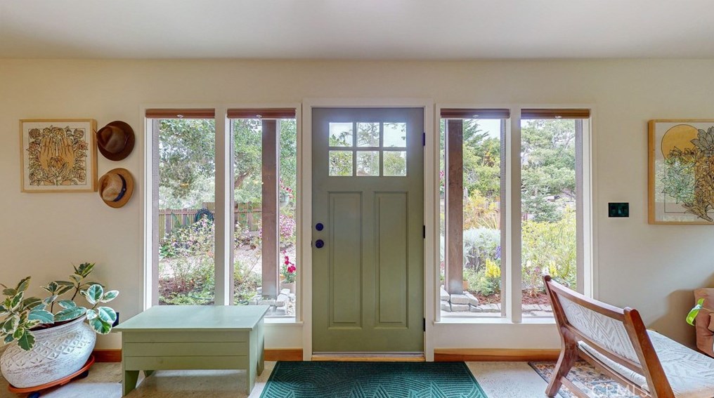 2061 Dovedale Ave, Cambria, CA 93428-5121