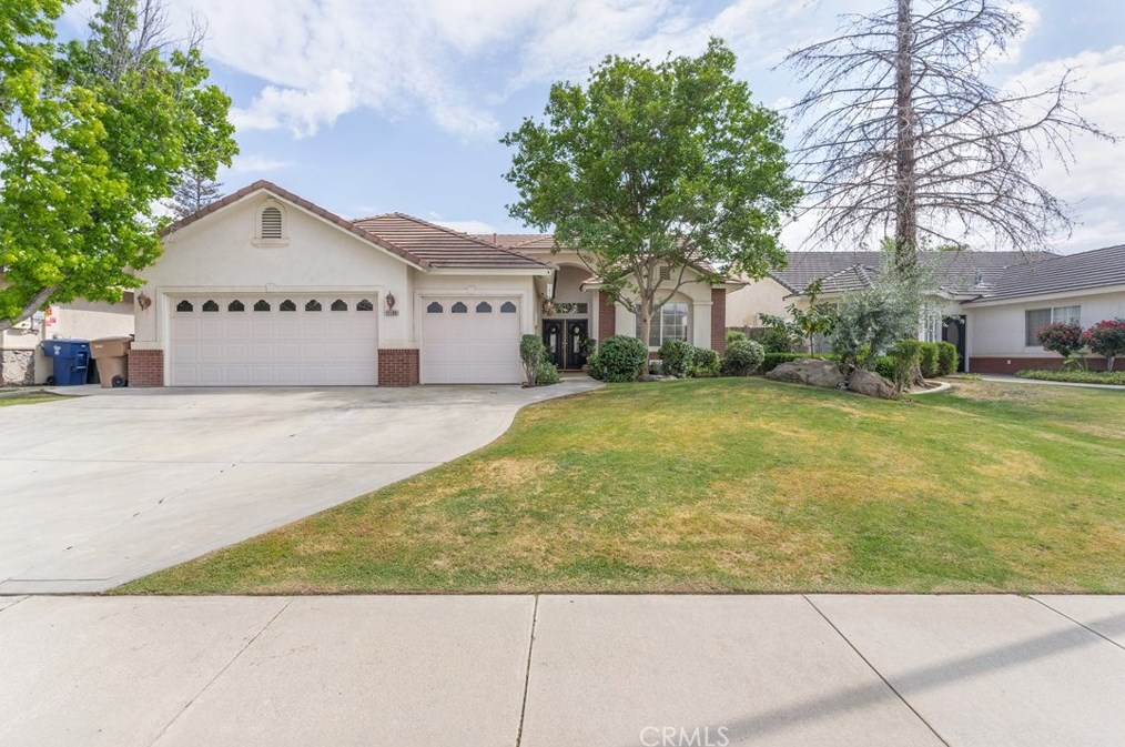 11105 Southwales Ct, Bakersfield, CA 93312-1811