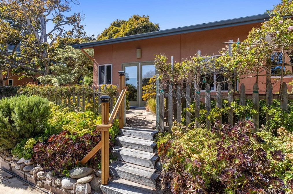 1762 Tierra Nueva Ln, Oceano, CA 93445-9190