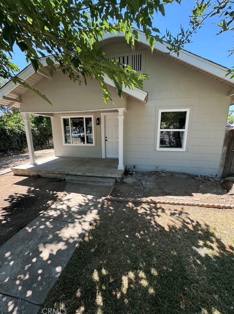 4586 Illinois Ave, Fresno CA  93702-2435 exterior