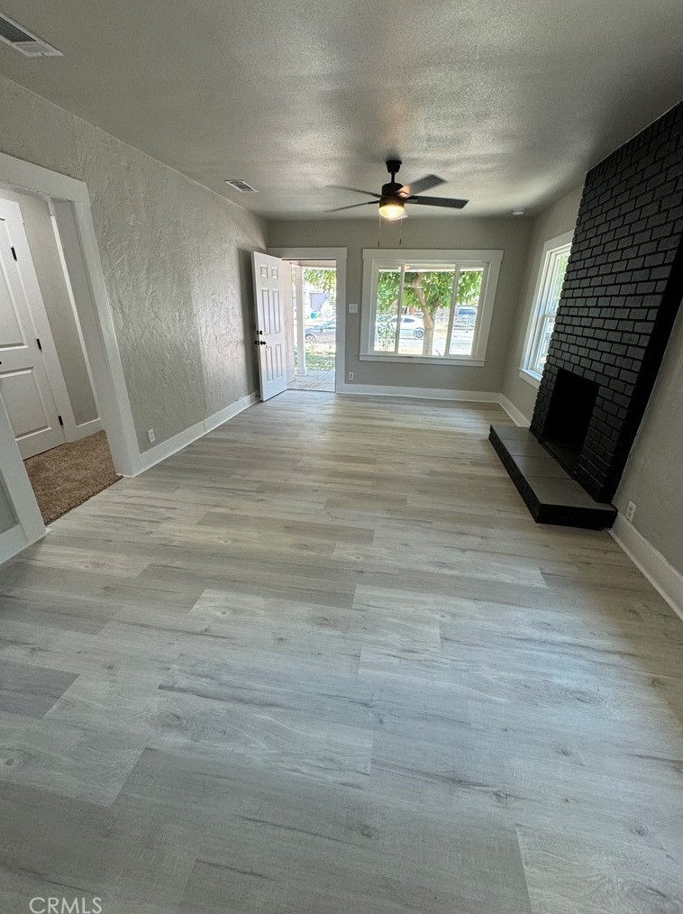 4586 Illinois Ave, Fresno CA  93702-2532 exterior