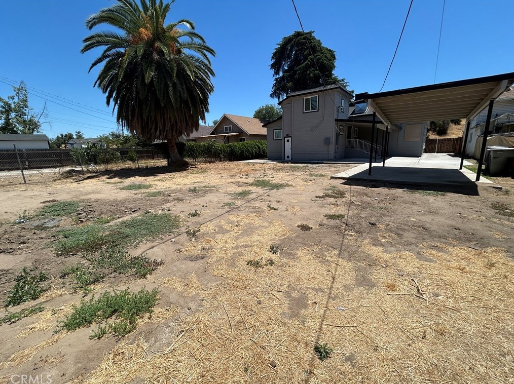 2045 Harvey Ave, Fresno CA  93702-1338 exterior