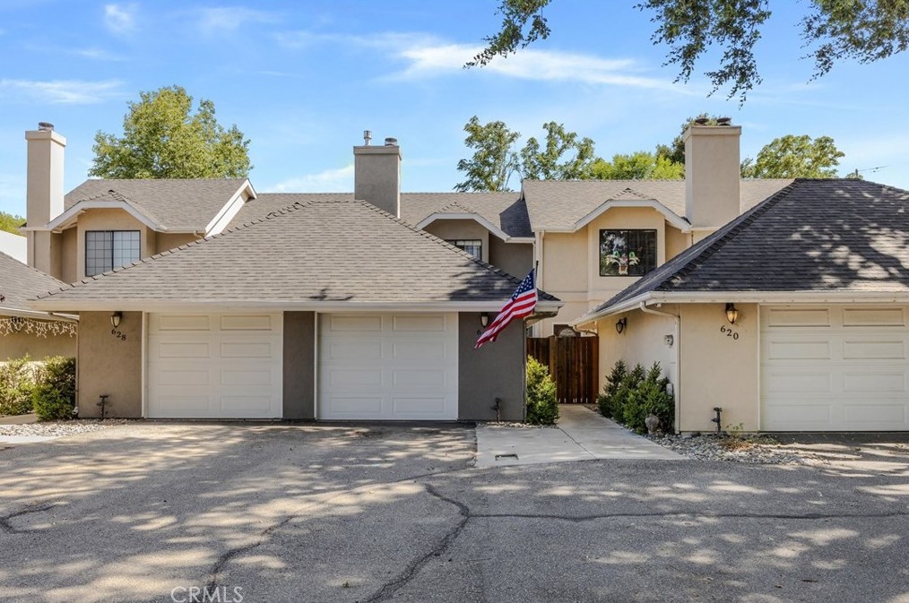 624 4th St, Lake Nacimiento, CA 93446