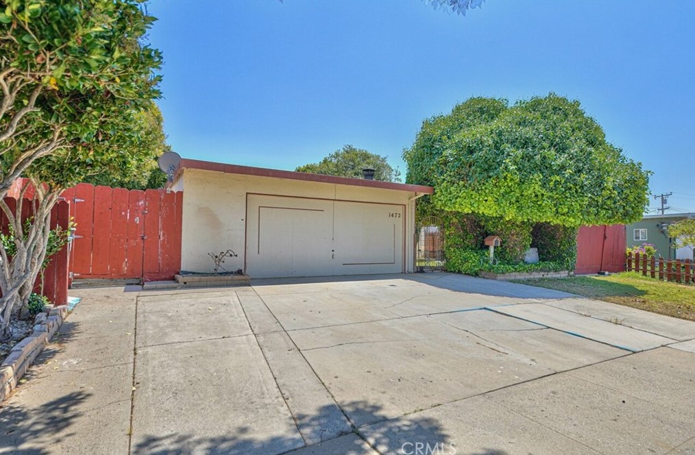 1472 Teton Ave, Salinas, CA 93906