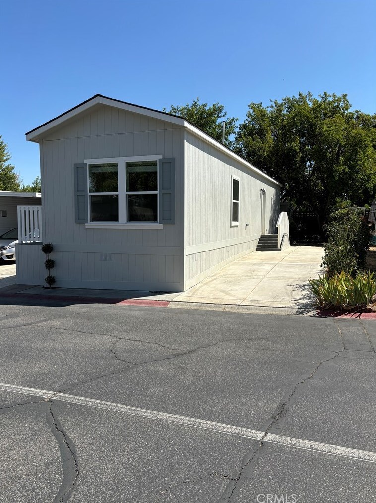 140 Paloma Dr #140, Lake Nacimiento, CA 93446