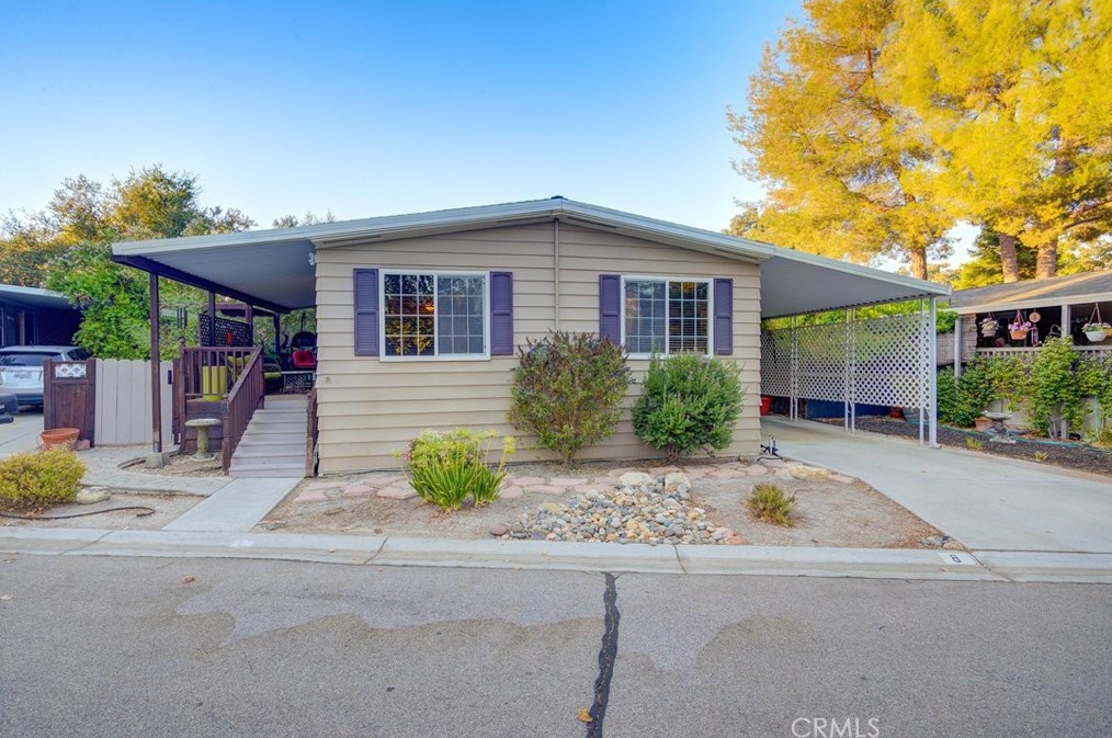 8 Rancho Paso Dr #8, Lake Nacimiento, CA 93446