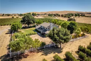 5055 Rancho La Loma Linda Dr, Paso Robles, CA 93446 - Photo 2