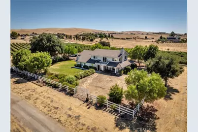 5055 Rancho La Loma Linda Drive, Paso Robles, CA 93446 - Photo 1