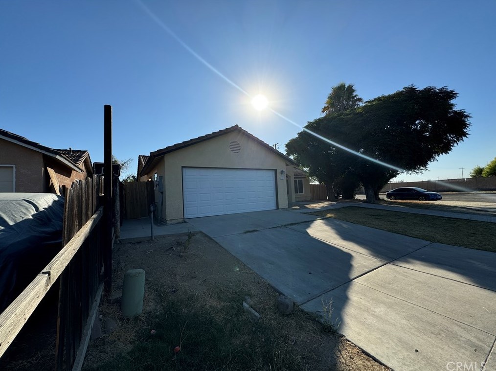 301 Blanco St, Mendota, CA 93640