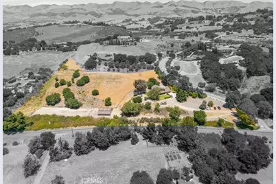 1665 Corbett Highlands Place, Arroyo Grande, CA 93420 - Photo 2