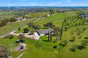 6095 Vista Serrano Way, Paso Robles, CA 93446 - Photo 4