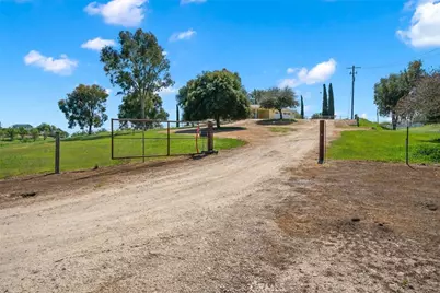 6095 Vista Serrano Way, Paso Robles, CA 93446 - Photo 40