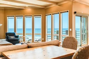 2585 Sherwood Dr, Cambria, CA 93428 - Photo 22