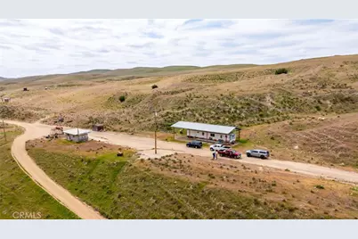 8050 Bitterwater Road, Shandon, CA 93461 - Photo 14