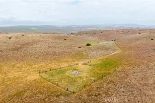 8050 Bitterwater Rd, Shandon, CA 93461 - Photo 22