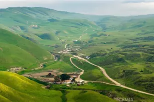 8050 Bitterwater Rd, Shandon, CA 93461 - Photo 8