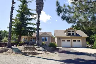 5 W 12th St, Paso Robles, CA 93446 - Photo 2