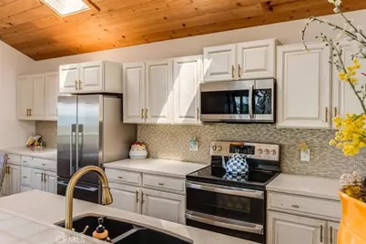 850 Suffolk Street, Cambria, CA 93428 - Photo 20