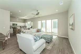 6008 E Sussex Way, Fresno, CA 93727 - Photo 6