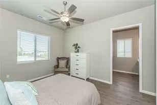 6008 E Sussex Way, Fresno, CA 93727 - Photo 26