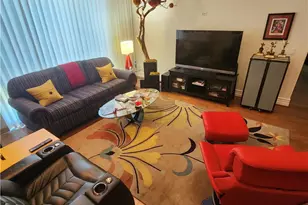 10862 Bloomfield St, Toluca Lake, CA 91602 - Photo 8