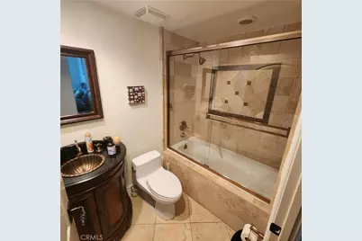 10862 Bloomfield Street #303, Toluca Lake, CA 91602 - Photo 16