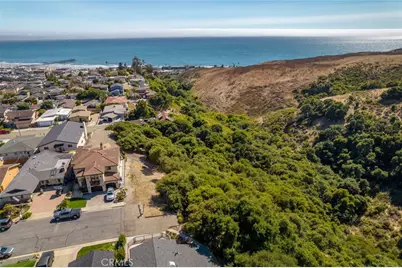 991 Visalia Street, Pismo Beach, CA 93449 - Photo 4